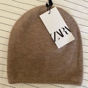 ZARA Light Brown Knit Beanie